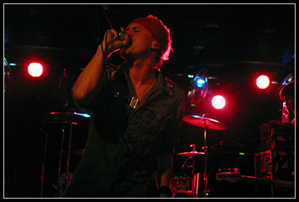 2004-02-06 - Amulet från Sticky Fingers, Göteborg