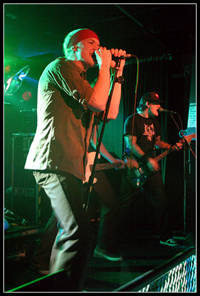 2004-02-06 - Amulet från Sticky Fingers, Göteborg
