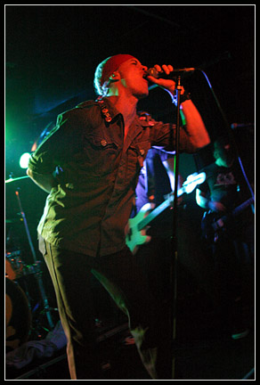 2004-02-06 - Amulet från Sticky Fingers, Göteborg