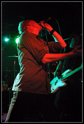 2004-02-06 - Amulet från Sticky Fingers, Göteborg