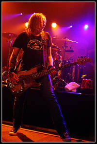 2004-02-13 - Backyard Babies från P3 Popstad 2004, Jönköping