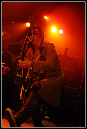 2004-02-13 - Backyard Babies från P3 Popstad 2004, Jönköping