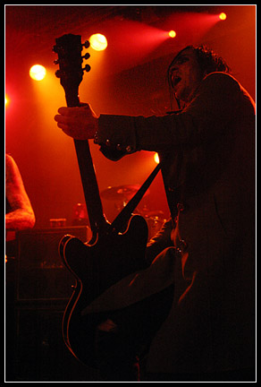 2004-02-13 - Backyard Babies från P3 Popstad 2004, Jönköping