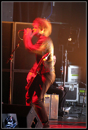 2003-11-17 - Black Rebel Motorcycle Club från Cirkus, Stockholm
