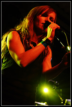 2004-02-13 - The Cardigans från P3 Popstad 2004, Jönköping