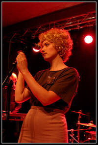 2003-12-04 - The Concretes från Access All Areas, Stockholm