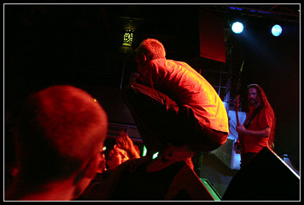 2003-10-03 - Clawfinger från Sticky Fingers, Göteborg