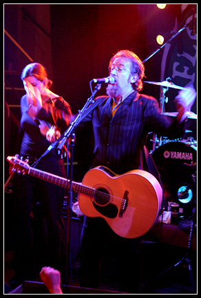2003-12-02 - Flogging Molly från Sticky Fingers, Göteborg