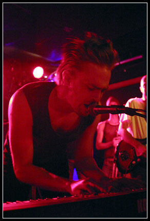 2003-10-08 - Fibes Oh Fibes! från Sticky Fingers, Göteborg