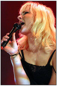 2003-08-09 - The Sounds från Gbg Kalaset, Göteborg
