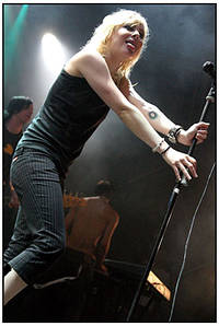 2003-08-09 - The Sounds från Gbg Kalaset, Göteborg