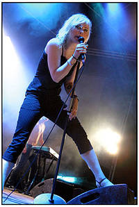 2003-08-09 - The Sounds från Gbg Kalaset, Göteborg