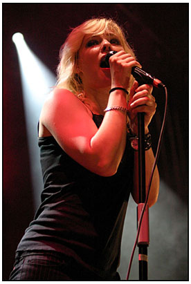 2003-08-09 - The Sounds från Gbg Kalaset, Göteborg