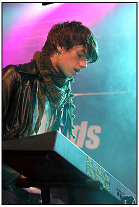 2003-08-09 - The Sounds från Gbg Kalaset, Göteborg