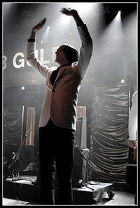 2004-01-22 - The Hives från Stora Teatern, Göteborg