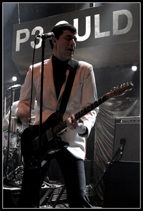 2004-01-22 - The Hives från Stora Teatern, Göteborg