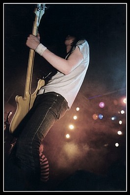 2003-05-23 - The Sounds från Sticky Fingers + Högfjällshotellet + Huskvarna Folkets Park, Göteborg