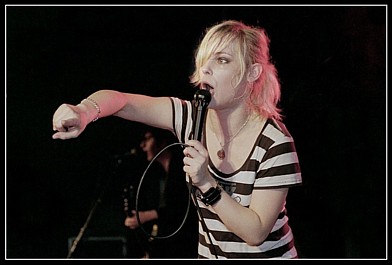 2003-05-23 - The Sounds från Sticky Fingers + Högfjällshotellet + Huskvarna Folkets Park, Göteborg