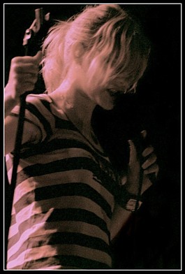 2003-05-23 - The Sounds från Sticky Fingers + Högfjällshotellet + Huskvarna Folkets Park, Göteborg