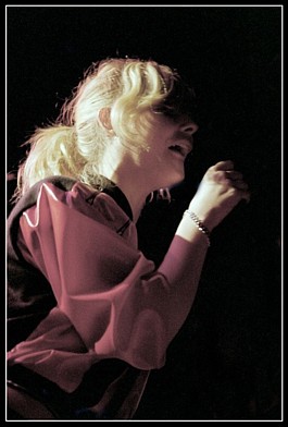 2003-05-23 - The Sounds från Sticky Fingers + Högfjällshotellet + Huskvarna Folkets Park, Göteborg