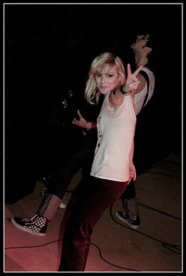 2003-05-23 - The Sounds från Sticky Fingers + Högfjällshotellet + Huskvarna Folkets Park, Göteborg