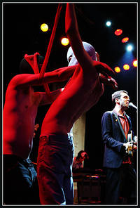 2004-03-02 - Hidden Cameras från Trädgår'n, Göteborg