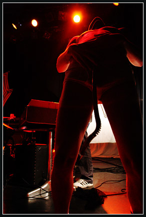 2004-03-02 - Hidden Cameras från Trädgår'n, Göteborg
