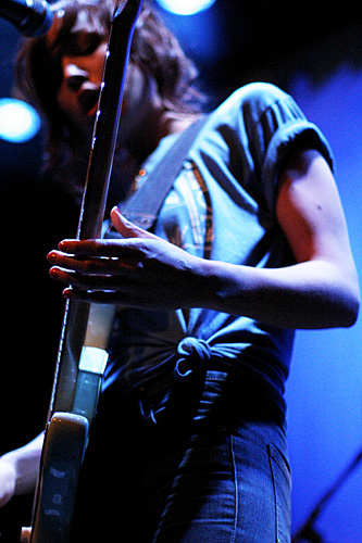 2004-05-19 - Sahara Hotnights från Stora Teatern, Göteborg