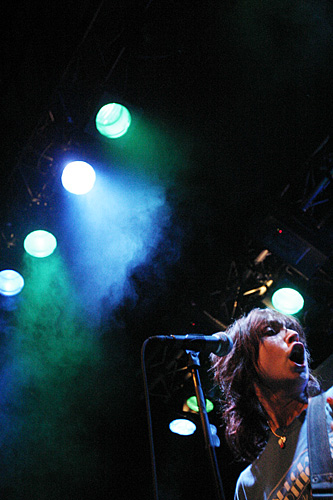 2004-05-19 - Sahara Hotnights från Stora Teatern, Göteborg