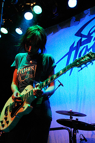 2004-05-19 - Sahara Hotnights från Stora Teatern, Göteborg
