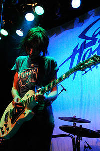 2004-05-19 - Sahara Hotnights från Stora Teatern, Göteborg