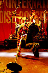 2004-05-24 - The (International) Noise Conspiracy från Zürich Rote Fabrik, Zürich