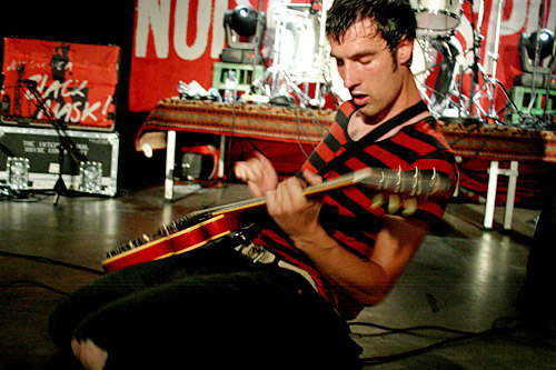 2004-05-22 - The (International) Noise Conspiracy från Wien Planet Music, Wien