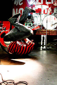 2004-05-22 - The (International) Noise Conspiracy från Wien Planet Music, Wien