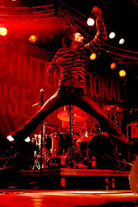 2004-05-27 - The (International) Noise Conspiracy från Popaganda, Stockholm