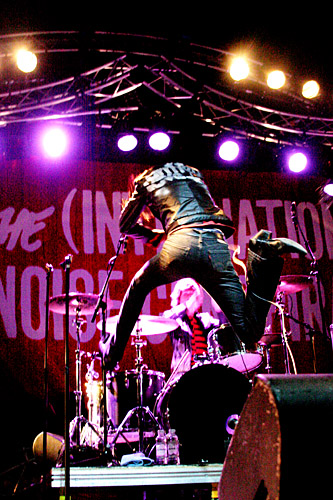 2004-05-27 - The (International) Noise Conspiracy från Popaganda, Stockholm