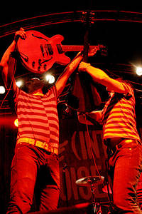 2004-05-27 - The (International) Noise Conspiracy från Popaganda, Stockholm