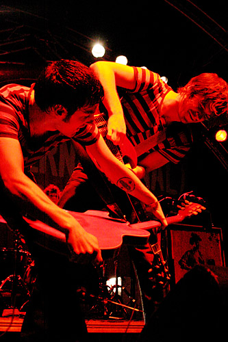 2004-05-27 - The (International) Noise Conspiracy från Popaganda, Stockholm