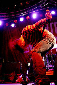 2004-05-27 - The (International) Noise Conspiracy från Popaganda, Stockholm