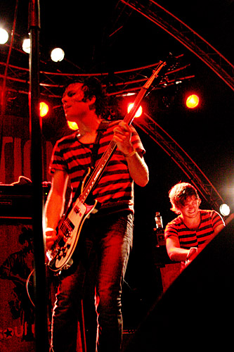 2004-05-27 - The (International) Noise Conspiracy från Popaganda, Stockholm