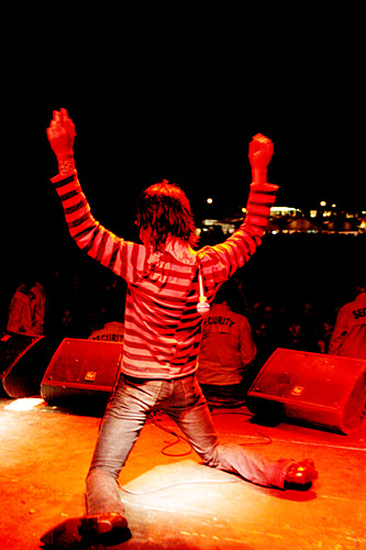 2004-05-27 - The (International) Noise Conspiracy från Popaganda, Stockholm