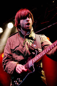 2004-05-29 - Shout Out Louds från Popaganda, Stockholm