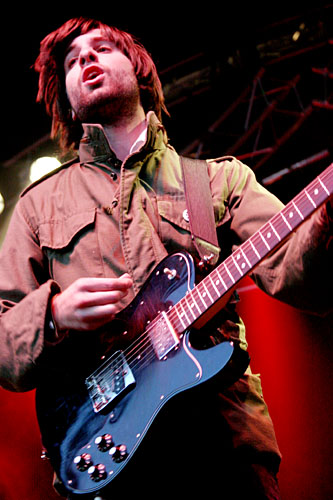 2004-05-29 - Shout Out Louds från Popaganda, Stockholm