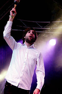 2004-05-29 - Shout Out Louds från Popaganda, Stockholm