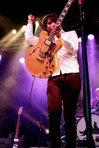 2004-05-29 - Shout Out Louds från Popaganda, Stockholm