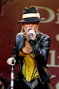 2004-06-16 - Alicia Keys från Hultsfred, Hultsfred