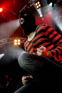 2004-06-18 - The (International) Noise Conspiracy från Hultsfred, Hultsfred