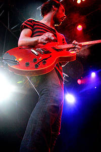 2004-06-18 - The (International) Noise Conspiracy från Hultsfred, Hultsfred