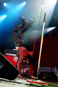 2004-06-18 - The (International) Noise Conspiracy från Hultsfred, Hultsfred