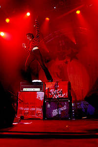 2004-06-18 - The (International) Noise Conspiracy från Hultsfred, Hultsfred